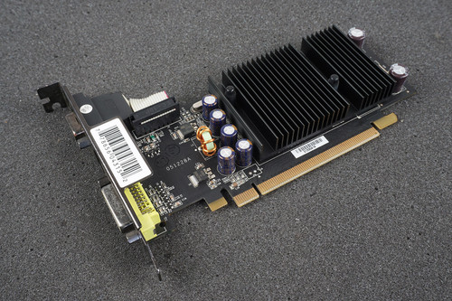 XFX GeForce 7100 GS PV-T72V-PANG 512MB PCIe Graphics Card DVI VGA S-Video