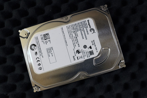 Seagate Barracuda 7200.12 160GB SATA 7200RPM ST3160318AS 9SL13A-034 Fw: CC45