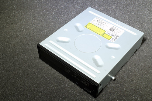 Dell YNX23 0YNX23 GH70N SATA DVD-RW Disk Drive