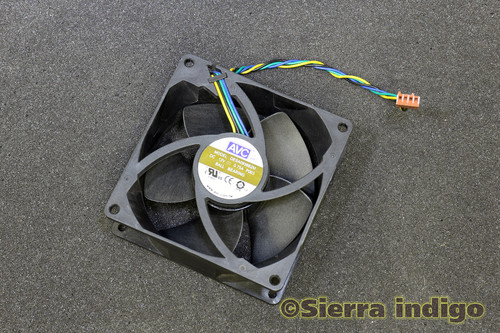 IBM Lenovo FRU 43N9823 Case Fan AVC DESA0938B2M