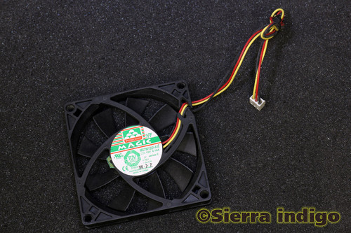 Magic MGT8012LF-A15 Fan 80MM X 15MM DC12V 0.1A 3-Pin 3-Wire
