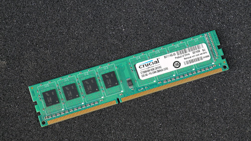 Crucial CT25664BA160B 2GB 240-Pin DIMM 256Mx64 DDR3-10 PC3-12800U Memory RAM