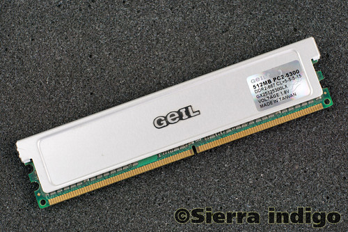 GEIL GX25125300LX PC2-5300 512MB DDR2-667MHz Memory RAM