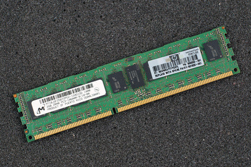 Micron MT18JSF25672PDZ-1G4D1DD PC3-10600R-9-10-B0 2GB Server Memory RAM MT18JSF25672PDZ-1G4D1