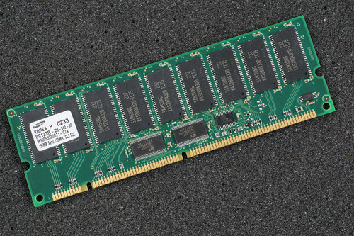 Samsung M390S3320DT1-C7A PC133R-333-542-B2 256MB Server Memory RAM