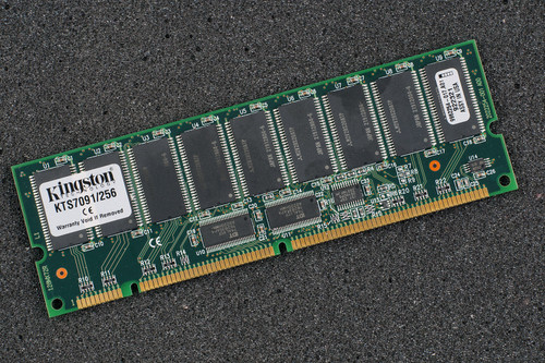 Kingston KTS7091/256 256MB Server Memory RAM