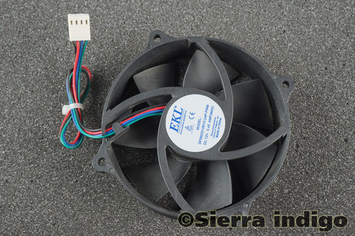 EKL DF0922512B1D-U4P-PWM DC12V 0.40A 92mm x 25mm 4-Pin 4-Wire Fan