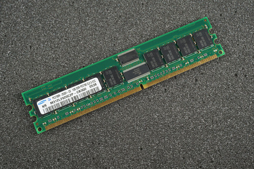 Samsung M312L2920CZP-CB3Q0 PC2700R-25331-C0 1GB Server Memory RAM