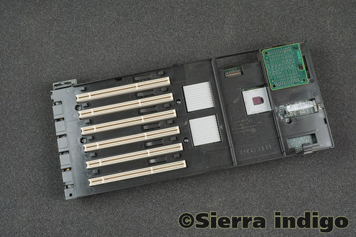 HP 280614-001 Proliant DL740 PCI-x Slot Board
