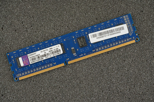 Kingston ACR16D3LU1KDG/2G PC3-12800U-11-11-A1 2GB Memory RAM DDR3-1600MHz