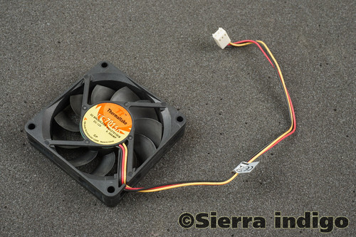 ThermalTake TT-7015A FD127015EB 70mm x 15mm DC12V 0.5A 3-Pin 3-Wire Fan