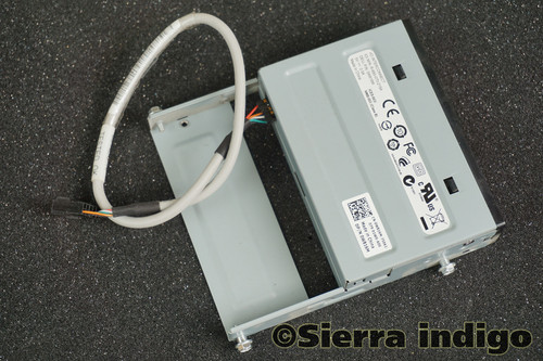 W816M 0W816M Dell Media Card Reader & FH439 Cable R-680-070-215A