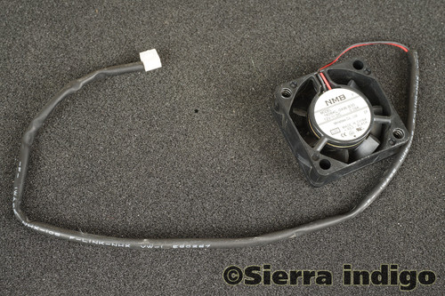 1606KL-04W-B30 NMB 40x40x10mm DC12V 0.09A 3-Pin 3-Wire Fan