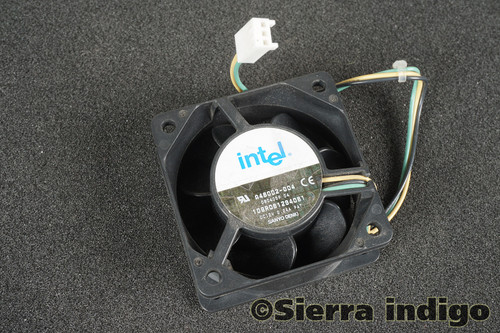 A48002-004 Intel DC12V 0.24A Fan 3-Pin 3-Wire