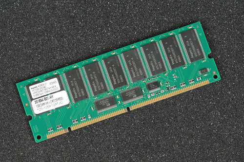 HYM72V64C736CT4-H Hynix 512MB PC133R-333-542 Server Memory RAM