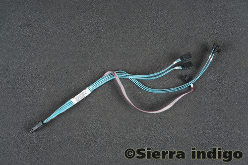 CBL-0287L SuperMicro MiniSAS to 4 SATA 43/43/33/33cm With Sideband Cable