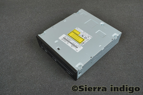 GH2LS30 Hitachi-LG Black SATA DVD-RW Disk Drive