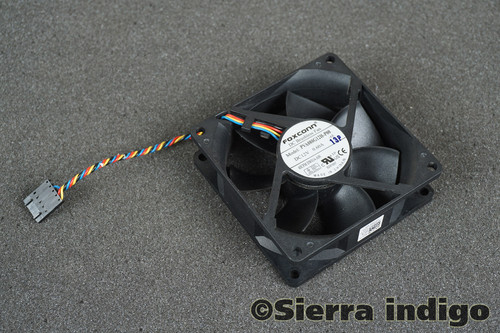 DW014 0DW014 Dell Optiplex 7010 DT Fan Foxconn PVA080G12H-P00