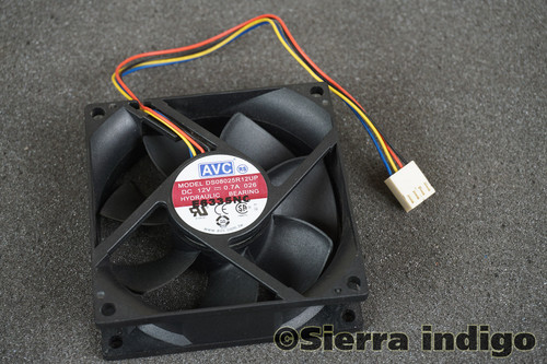 DS08025R12UP AVC DC12V 0.7A 80x80x25mm 4-Pin 4-Wire Fan