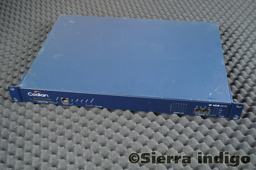 Codian IP VCR 2210  88-2210-03 with Rackmount Brackets