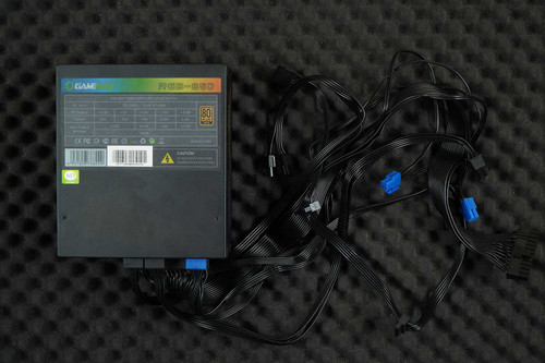 GameMax RGB-850 Modular Power Supply with 1x24 1xSata 2xPCIe 1xCPU cables