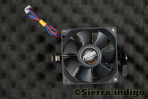 Asus 13G075135110H2 Heatsink & Fan Socket 754 939 AM2