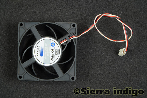 Verax VB802512ST-3M 80mm x 25mm DC12V 0.3A 3-Pin 3-Wire Fan