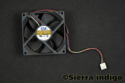 AVC DS09225B12H P098  92mm x 25mm DC12V 0.41A 4-Pin 4-Wire Fan