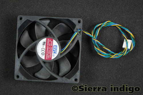 AVC DAZH0925R2U P001 92mm x 25mm DC12V 0.60A 4-Wire 4-Pin Fan