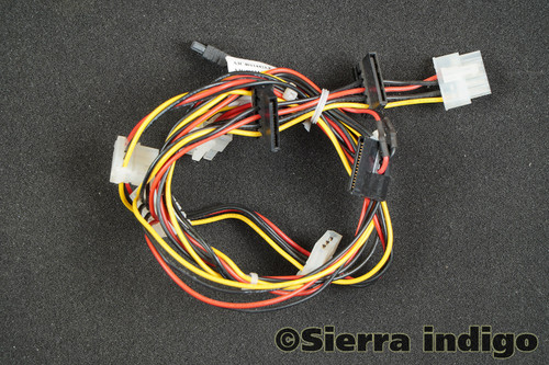 Fujitsu T26139-Y4012-V501 A3C40124423 Primergy TX120 S3 SATA Power Cable