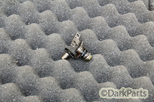 HP OmniBook 4150 Laptop Right Hinge