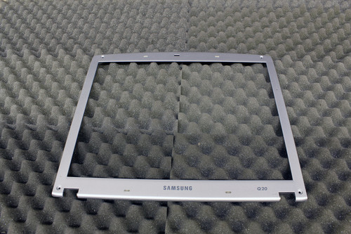 Samsung Q20 Laptop LCD Screen Bezel Cover 12.1" BA61-00658A