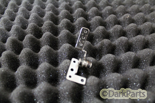 Samsung NC10 Laptop Left Hinge
