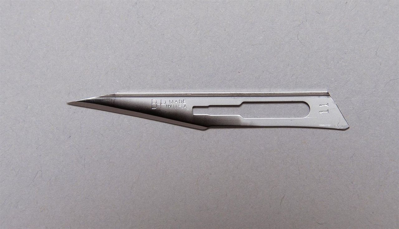 Aspen Surgical Carbon Steel Surgical Blade with Rib-Back