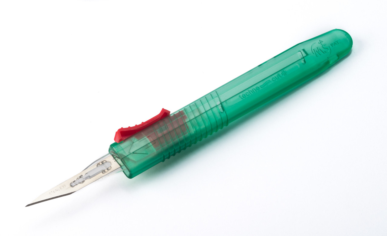Disposable Safety Scalpels