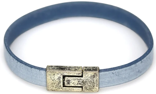 Women's 10 mm Hydrangea Blue Flat Leather Bracelet