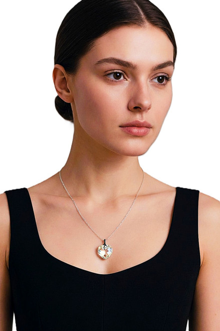 Women's Swarovski Luminous Green Pendant Necklace