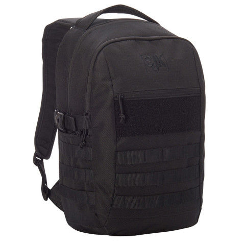 Black - SJK Chaos 20 backpack, front view Black - SJK Chaos 20 backpack, front view