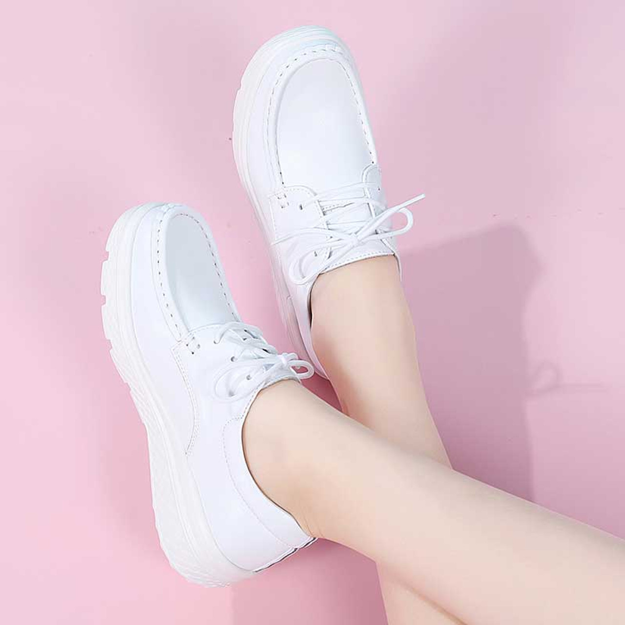 White plain color casual lace up shoe | Womens lace up shoes online 2672WS
