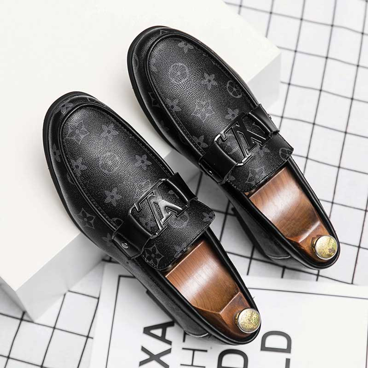 Brown pattern print metal buckle slip on dress shoe