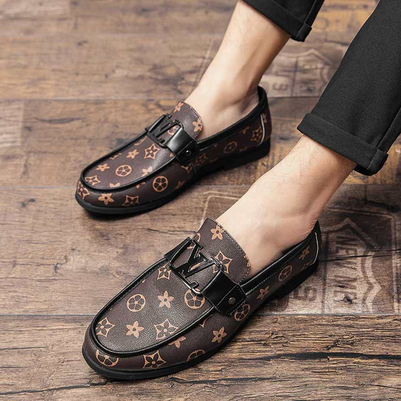 Brown pattern print metal buckle slip on dress shoe