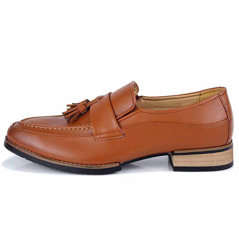 Brown tassel decorated retro slip on dress shoe Mens dress shoes