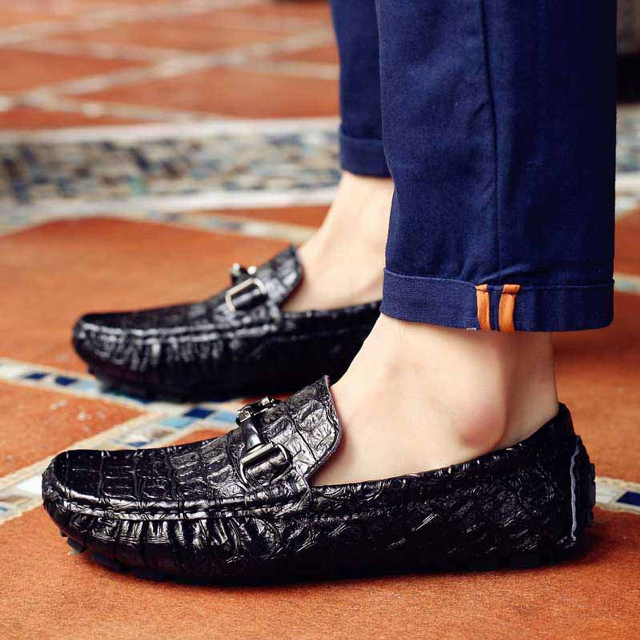 Black Metal Buckle Croc Skin Pattern Slip on Shoe Loafer