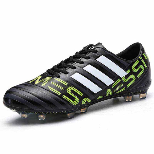 Black triple stripe label print soccer shoe 01