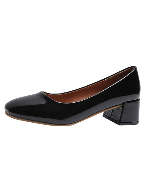 Black round toe slip on heel dress shoe in plain 01