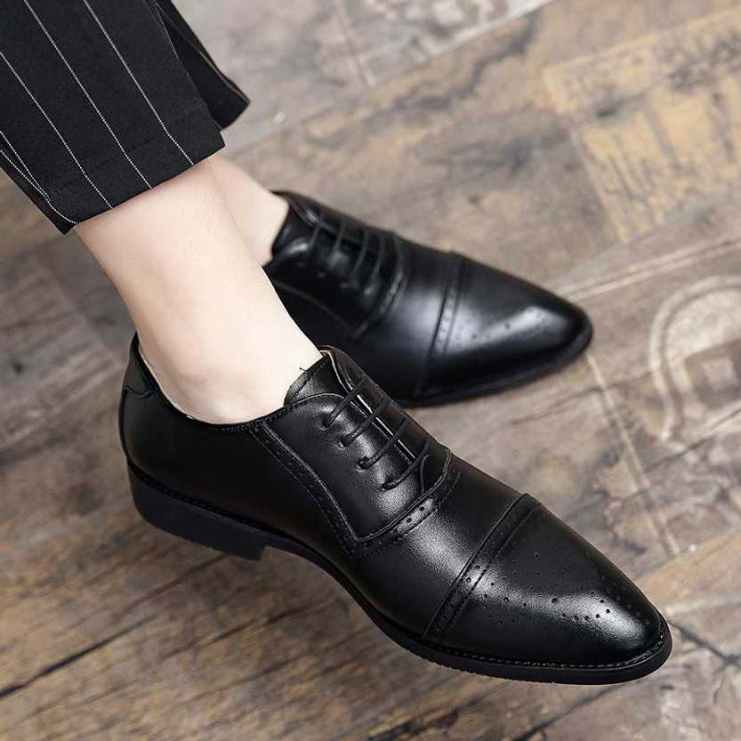 Black retro brogue point toe oxford dress shoe | Mens dress shoes ...