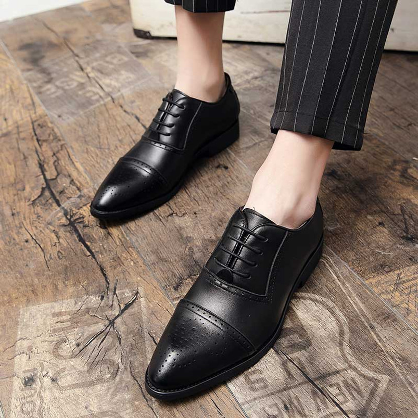 Black retro brogue point toe oxford dress shoe | Mens dress shoes ...