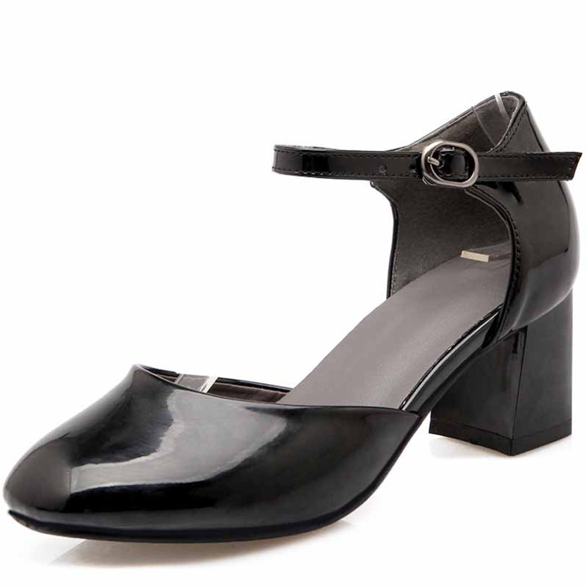 Black buckle strap leather chunky heel shoe sandal 01