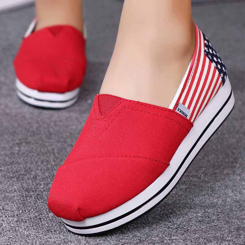 Red flag pattern canvas slip on platform shoe Womens slip on shoes