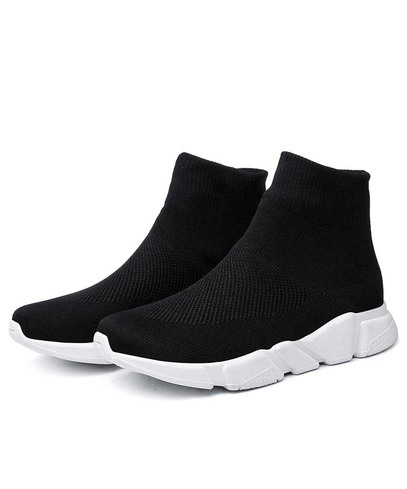 plain black sneakers mens